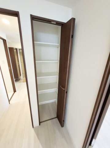 GROOVE上甲子園レジデンスの収納|リビング収納