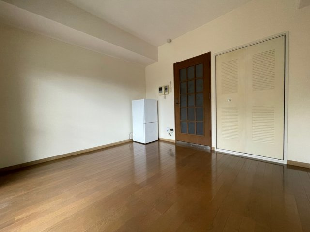 垂水ハイツ一番館の居間・リビング