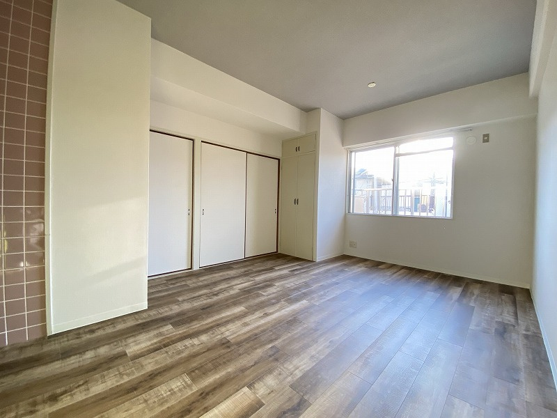 神戸市長田区長田天神町４丁目の賃貸マンションの居間・リビング