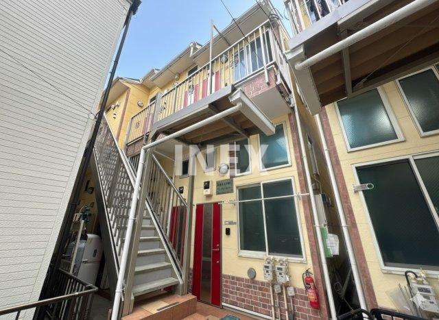 川崎市幸区戸手本町１丁目のアパートの外観