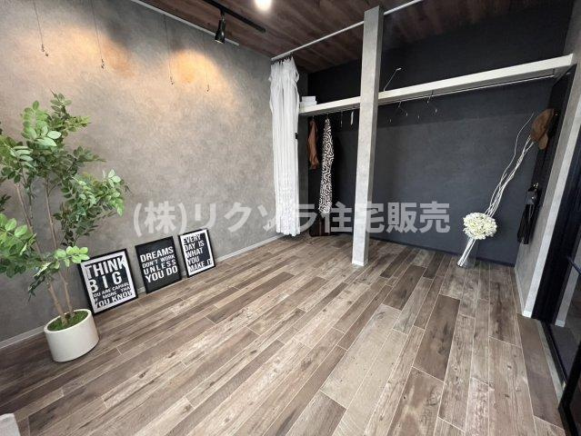 田口1丁目　中古一戸建ての子供部屋|洋室4.5帖　猫用扉あります
■物件内覧・資金計画相談・住宅ローン相談、リフォーム相談、お問合せ受付中■
※当日・翌日のご内覧、ご相談はお電話でのお問合せがスムーズです！