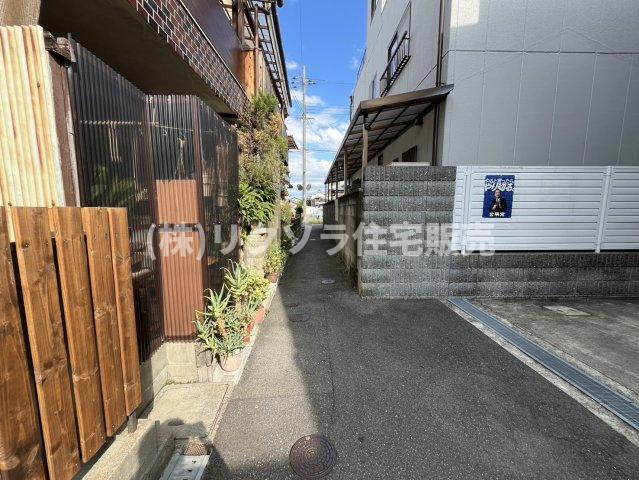 田口1丁目　中古一戸建ての前面道路含む現地写真|■物件内覧・資金計画相談・住宅ローン相談、リフォーム相談、お問合せ受付中■
※当日・翌日のご内覧、ご相談はお電話でのお問合せがスムーズです！