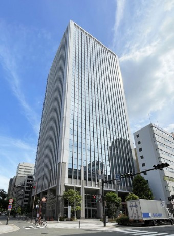 サンマリオンタワーの外観