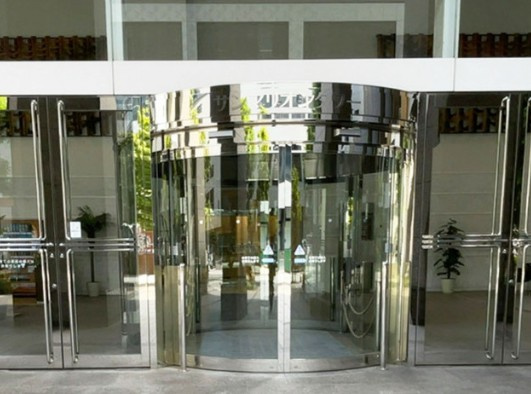 サンマリオンタワーの外観