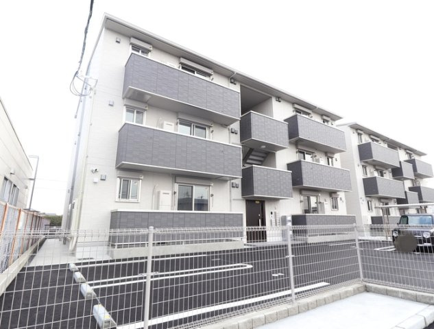 熊本市南区出仲間９丁目のアパートの外観