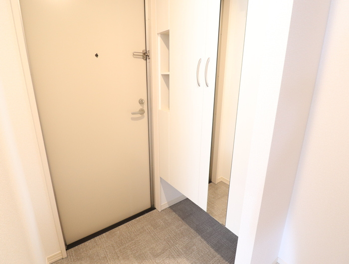 熊本市南区出仲間９丁目のアパートの玄関