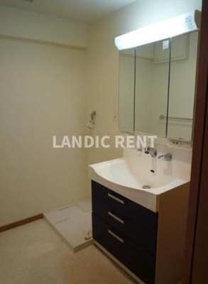 【独立洗面台】 | イルグランデ春町公園