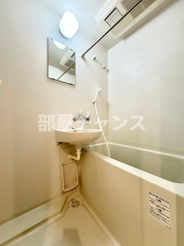 La　Douceur山王の洗面所