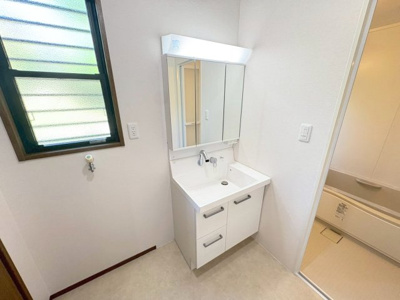 【独立洗面台】 | 豊中市緑丘2丁目貸家