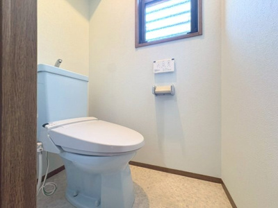 【トイレ】 | 豊中市緑丘2丁目貸家