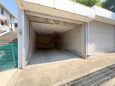 【駐車場】 | 豊中市緑丘2丁目貸家