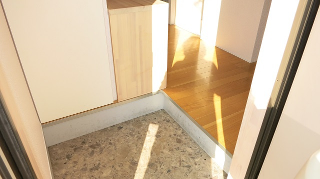 ユニキューブ焼山の玄関