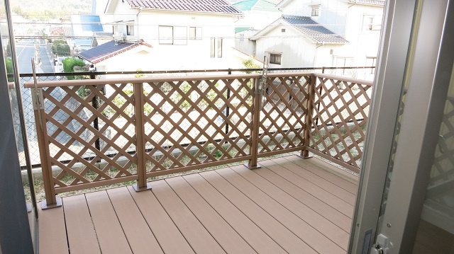 ユニキューブ焼山のバルコニー