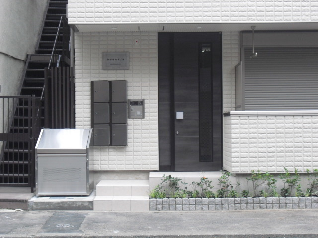 ハレ　オ　クラのロビー|玄関は安心のオートロック付