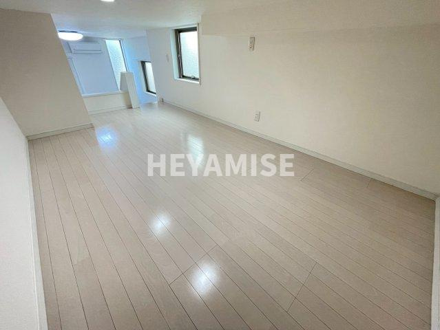 玉園UK　の内装