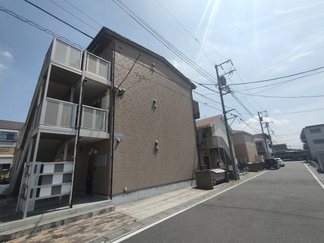 キャメル浦和美園Ⅳの外観|★TVインターホン★宅配BOX★浴室乾燥機★エアコン★