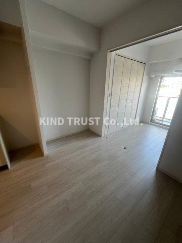 Alivis北梅田の居間・リビング|おしゃれなリビングです