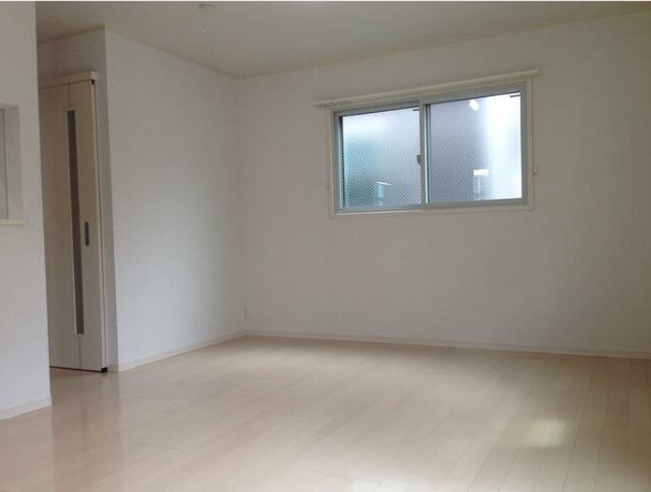 ビバリーホームズ駒沢大学Ⅱ A棟　メゾネット　ペット相談　全居室2面採光の内装