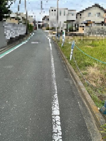 売地　豊川市伊奈町古当48-1，48-3の前面道路含む現地写真|前面道路