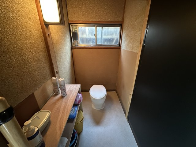 【長野県諏訪郡富士見町】駅に近い民家のトイレ