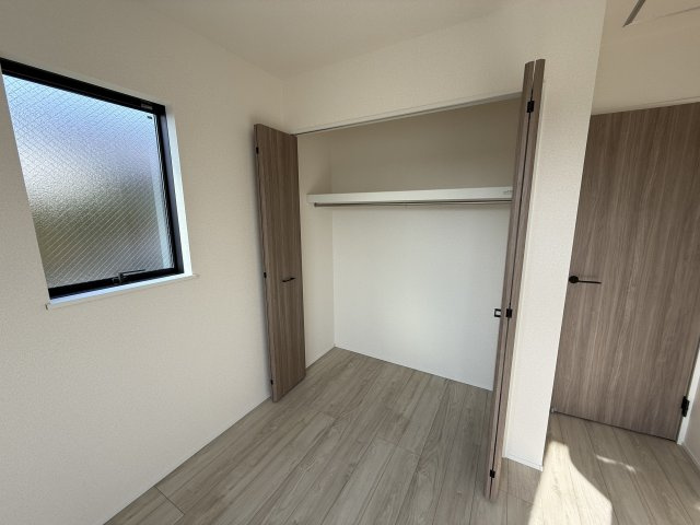 リナージュ前橋市朝日町2丁目25-1期　1号棟の収納|２階洋室2収納です