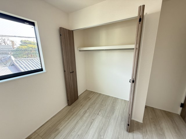 リナージュ前橋市朝日町2丁目25-1期　1号棟の収納|１階洋室1収納です