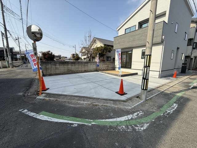 リナージュ前橋市朝日町2丁目25-1期　1号棟の駐車場|駐車場もキレイに整備されています。３台とめられます。