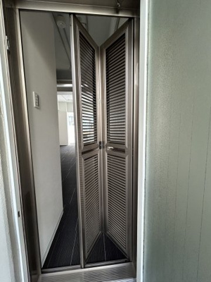 【玄関】 | ロイヤル花隈