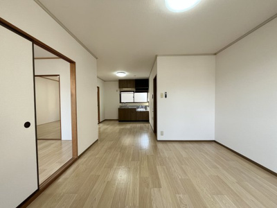 【居間・リビング】 | スティブルB棟