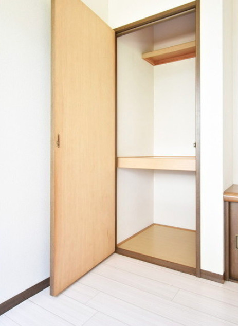 グリーンハイツ大善寺【キャッシュバック対象物件】の収納|ちょっとした収納スペースも充実しています