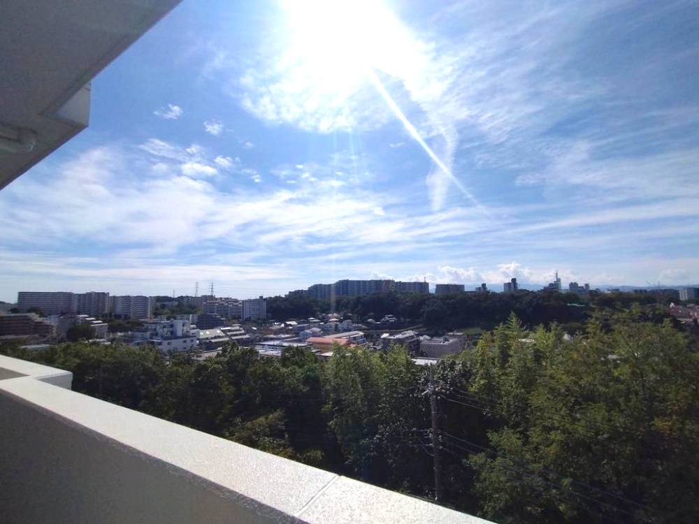 多摩市聖ヶ丘４丁目の中古マンションの展望