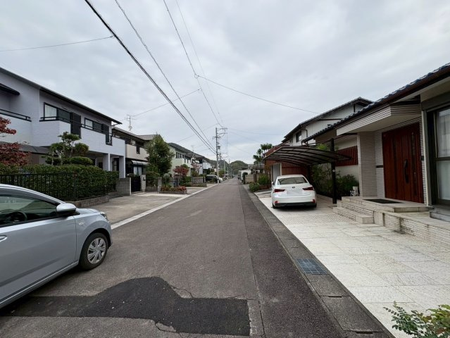 リーブルガーデン　各務原市那加琴が丘2丁目　全1区画分譲の前面道路含む現地写真|■前面道路　■ヤマダ不動産　株式会社リライフ　
■夢のマイホーム購入をフルサポートします！