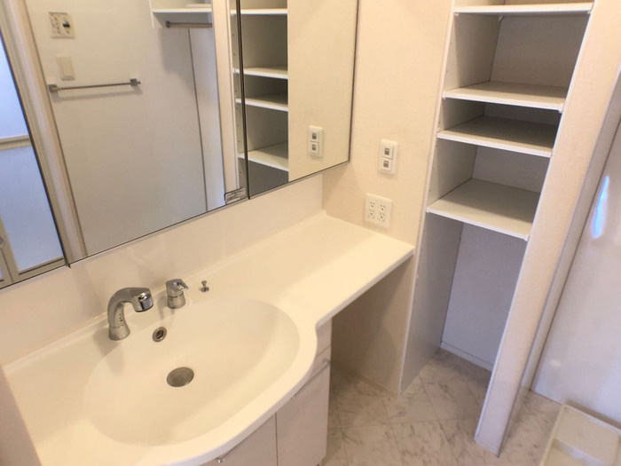 シャルロッテの洗面所