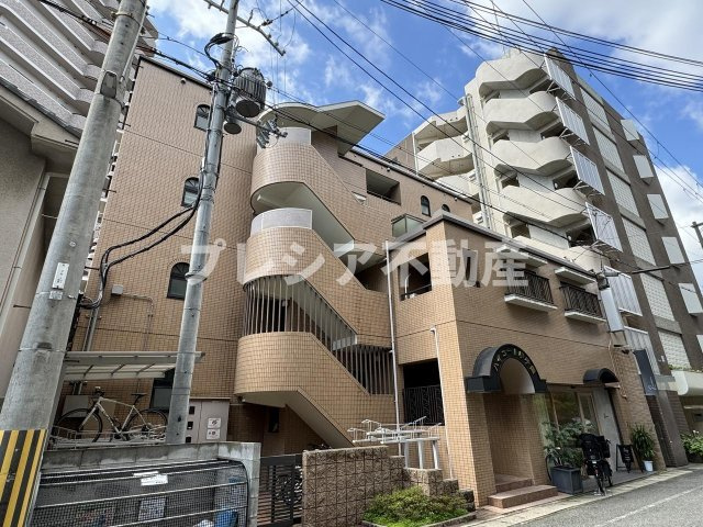 ハイコート甲子園の外観