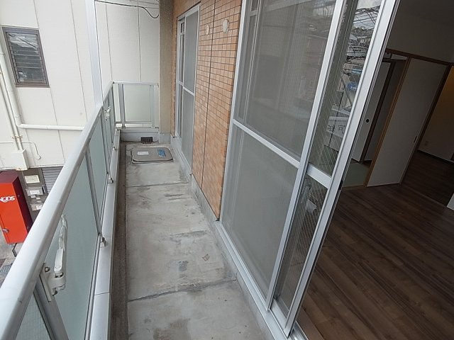 ロイヤルコートナグラのバルコニー|風通し良好です