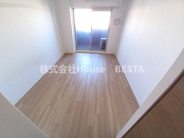 プレサンス三宮東フィールの居間・リビング