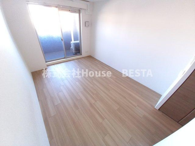 プレサンス三宮東フィールの寝室