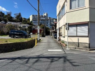 【前面道路含む現地写真】 | 伊東市末広町　売地