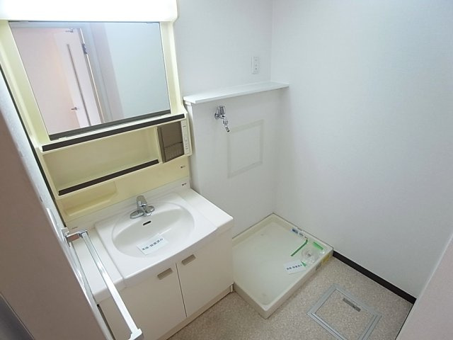 前原町マンションの洗面所|独立型、洗面脱衣所