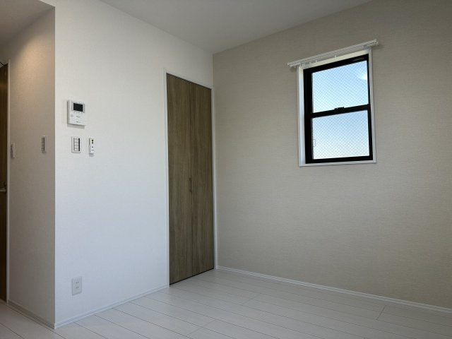 クレオパトラ西生田の居間・リビング