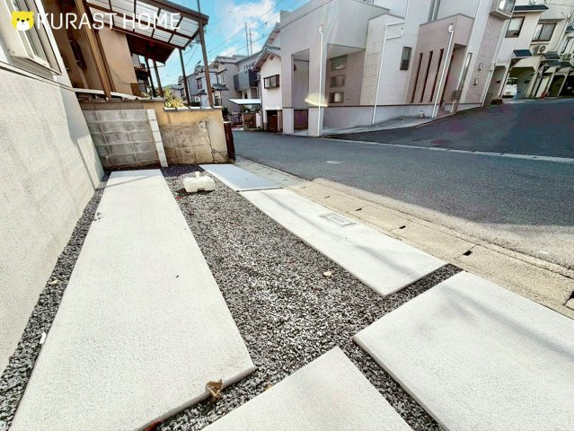 京都市西京区大枝沓掛町　新築戸建の駐車場