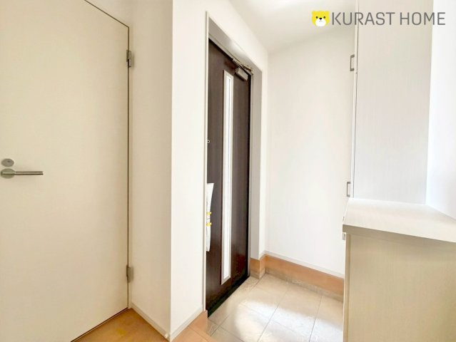 京都市西京区大枝沓掛町　新築戸建の玄関