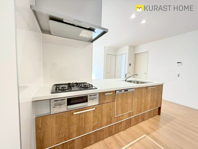 京都市西京区大枝沓掛町　新築戸建のキッチン