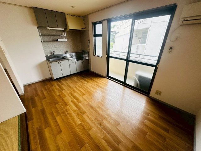 ジュネス・マノアール1の居間・リビング|ジュネス・マノアール