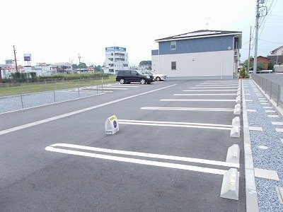 ベルベディアＢの駐車場