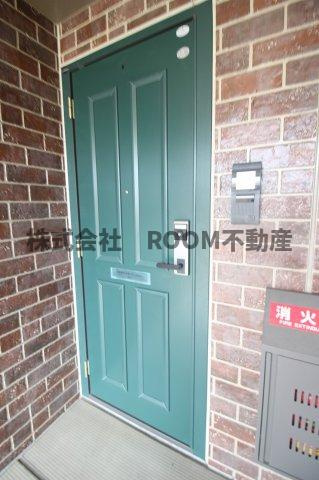 リヴェールⅣ・Ⅴの独立洗面台|朝の支度にも助かる、独立の洗髪洗面化粧台