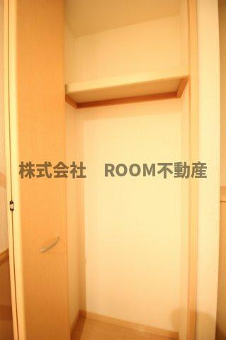 リヴェールⅣ・Ⅴの居間・リビング|使いやすいリビングです