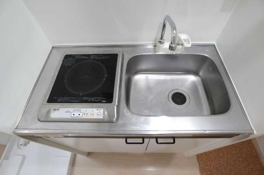 三茶レジデンス　築浅　駅近　ネット0　敷金0礼金0のキッチン