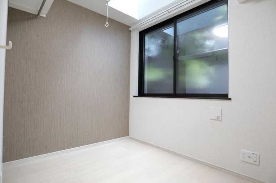 三茶レジデンス　築浅　駅近　ネット0　敷金0礼金0の居間・リビング