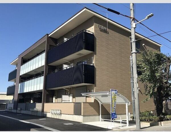 メゾンアイカワ